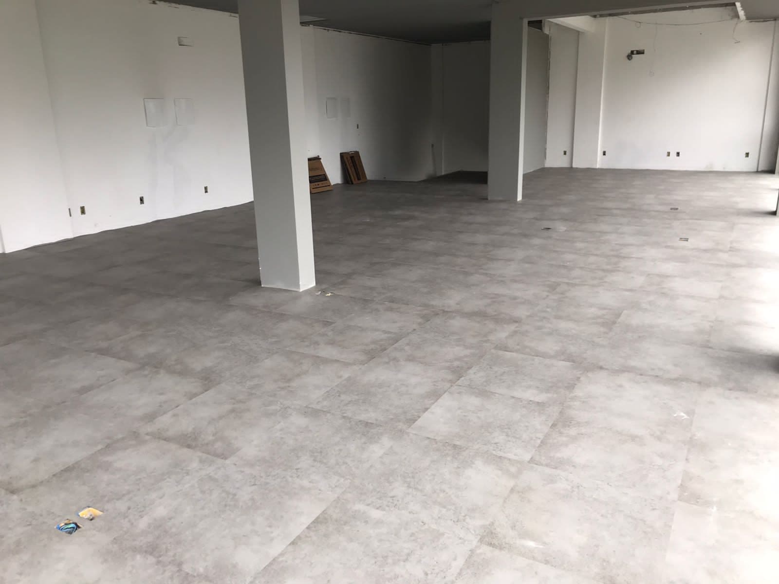 Finottato Quadratta Cimento Queimado