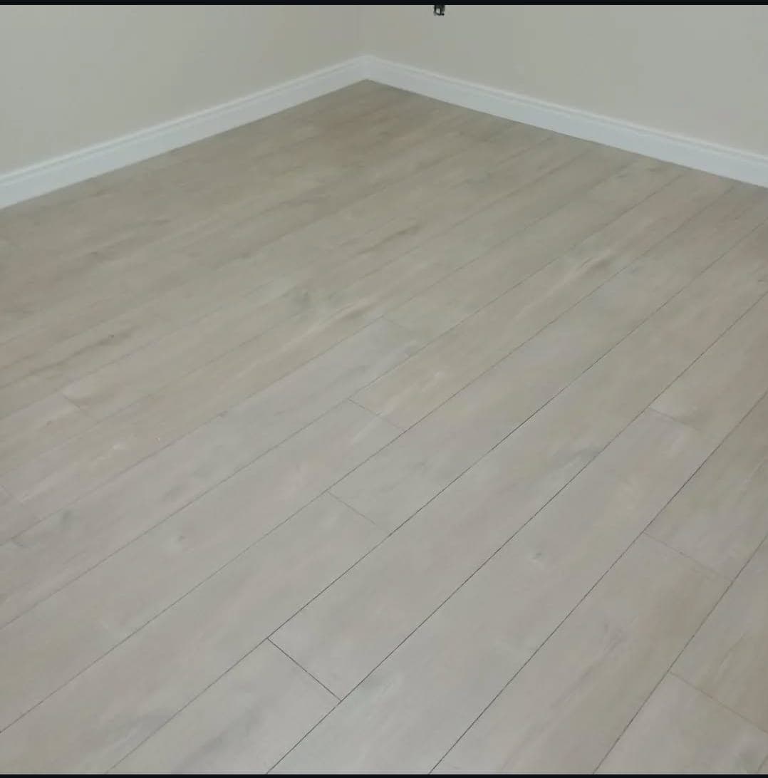 Quick Step Eligna Wide Carvalho Claro Serrado