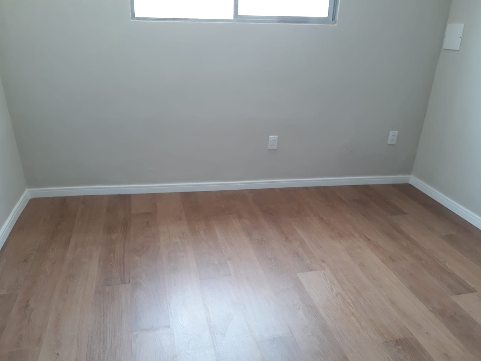 Quick Step Smart Qsmn 1292 Carvalho Natural Envernizado